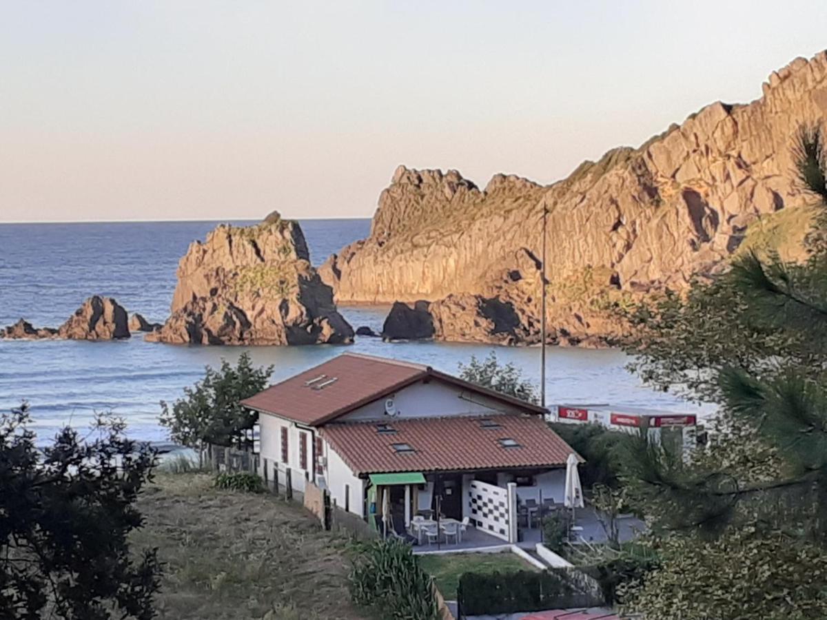 Playa Laga Villa Ibarrangelu Exterior foto